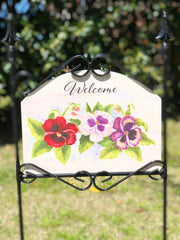 Heritage Gallery Pansy Row Garden Sign