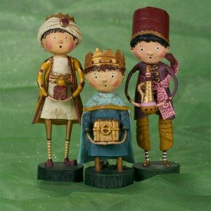 ローレル・バーチ木彫り人形、3体セット Gift of Myrrh by Lori Mitchell – Cattail Cottage